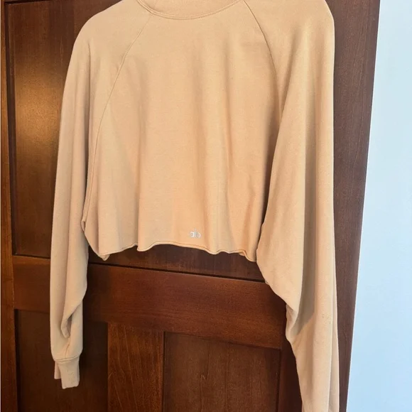 Alo yoga double take women's pullover size medium tan gently worn - Picture 10 of 10
